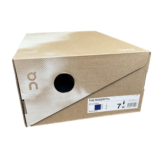 On Running The Roger Pro white indigo tennis shoes size Women’s 7 - Picture 7 of 7